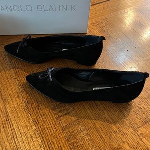 Manolo Blahnik Suede flats